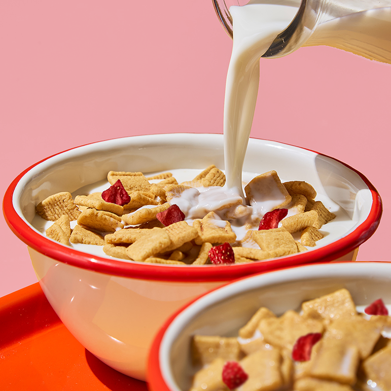 Strawberry Strudel with Strawberries Cereal - Premium Choice